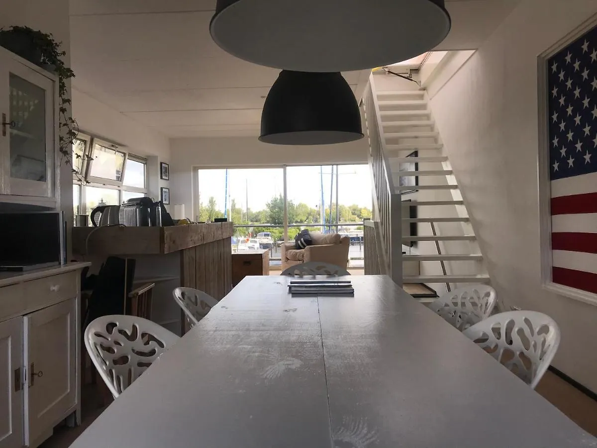 The Boathouse With Boat Villa Aalsmeer