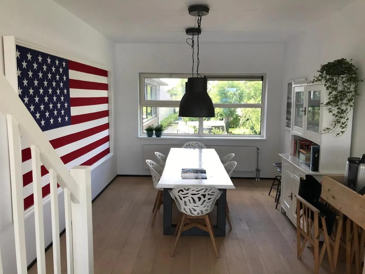 The Boathouse With Boat Villa Aalsmeer Vakantiehuis