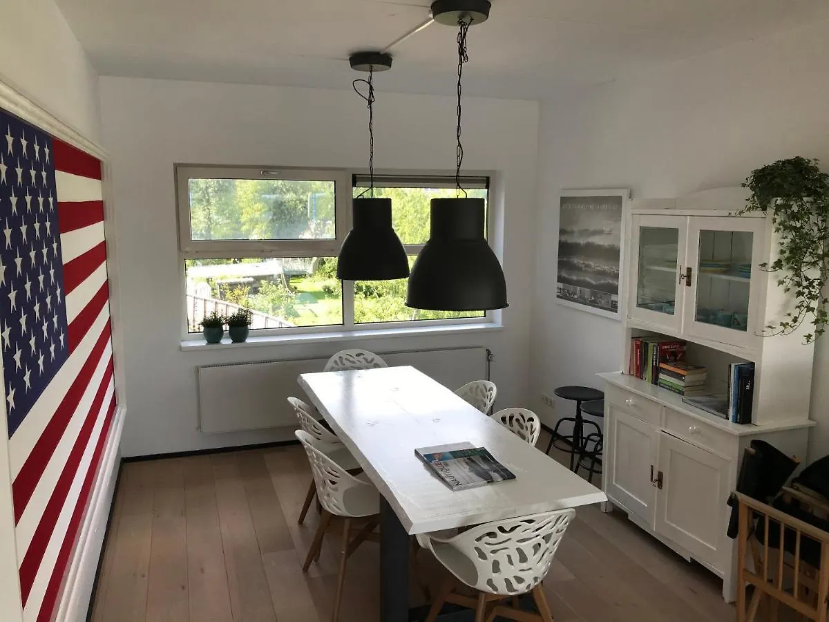 The Boathouse With Boat Villa Aalsmeer 0*,